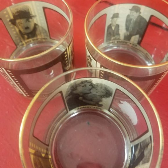 Vintage The Roaring 20s Themed Glass Tumblers - Picture 7 of 7